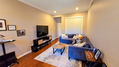 3311 Blackburn St unit 109, Dallas, TX 75204 - photo 2