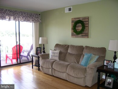 6924 Hilltop Dr unit 156, Brookhaven, PA 19015 - photo 6