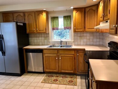 14 Potomac St, West Roxbury, MA 02132 - photo 7