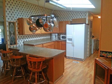 kitchen (1)