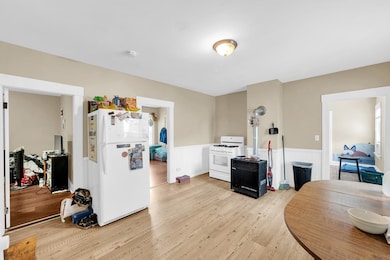 15 Granite St, Webster, MA 01570 - photo 2