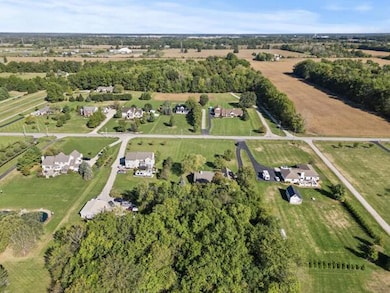 4161 Clark Shaw Rd, Powell, OH 43065 - photo 2