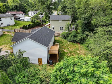 490 Onteora Blvd, Asheville, NC 28803 - photo 5