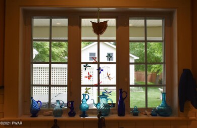 307 W Ann St, Milford, PA 18337 - photo 7