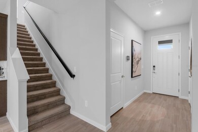 31210 Pendleton Landing Cir, Wesley Chapel, FL 33545 - photo 6