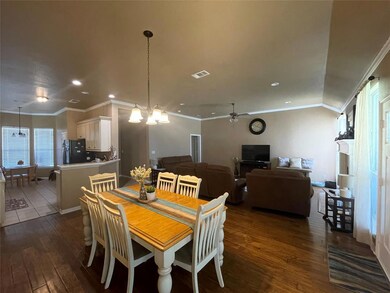 313 W Collom St, Decatur, TX 76234 - photo 6