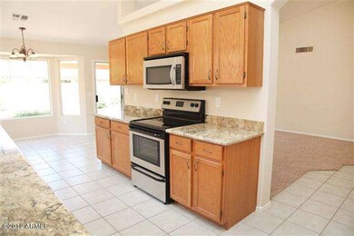 KITCHEN WITH GRANITE