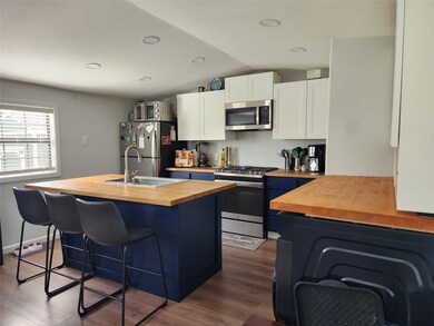 342 County Road 291, Alvin, TX 77511 - photo 2