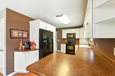 235 Adams St, Maynard, IA 50655 - photo 6