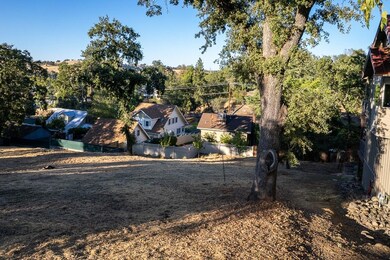 90 Dennis St, Sutter Creek, CA 95685 - photo 2