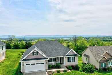 107 Stonewall Jackson Blvd, Staunton, VA 24401 - photo 3