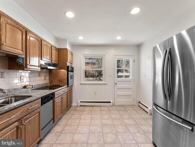 2108 Liberty Lake Dr, Sykesville, MD 21784 - photo 7