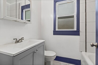 10018 S State St, Chicago, IL 60628 - photo 3
