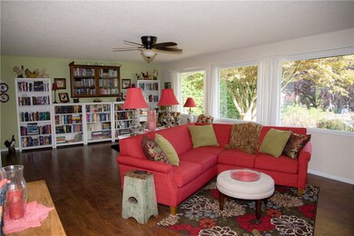 925 E Front St, Lynden, WA 98264 - photo 5