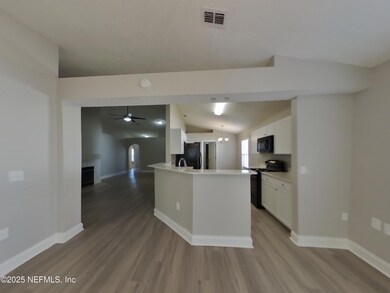 3_pc_gKt81Mhciy_EtcOOTUGGt_layout_0