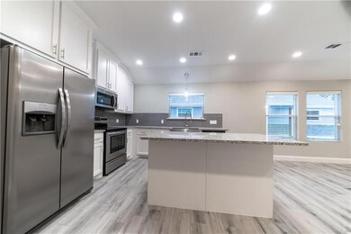 802 N Throckmorton St unit 802, Sherman, TX 75090 - photo 6