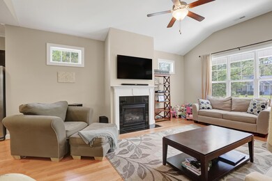 5704HighgrovePlace-7