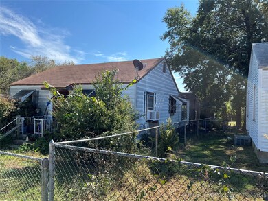 2722 E Marshall St, Tulsa, OK 74110 - photo 3