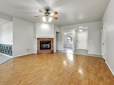 4001 Tori Place, Yukon, OK 73099 - photo 5