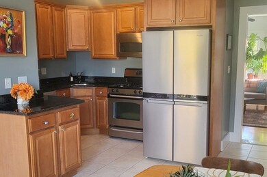 58 Rich St unit 4, Waltham, MA 02451 - photo 2