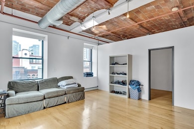 717 Atlantic Ave unit 7D, Boston, MA 02111 - photo 2