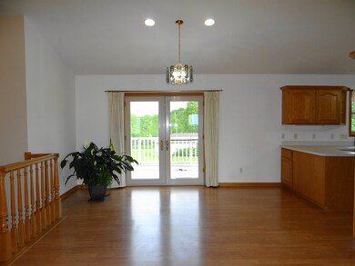 W2821 Pine Ridge Ct, Belleville, WI 53508 - photo 7