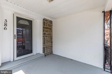 386 Avon Rd, Upper Darby, PA 19082 - photo 4
