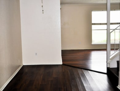 4016 Laura Leigh Dr, Friendswood, TX 77546 - photo 6