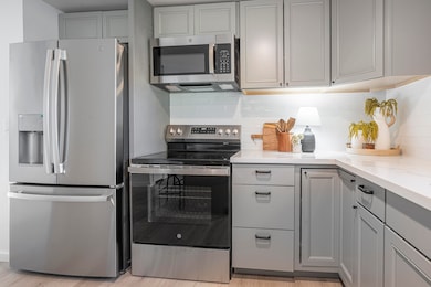 cinder-backlightmarketing-4