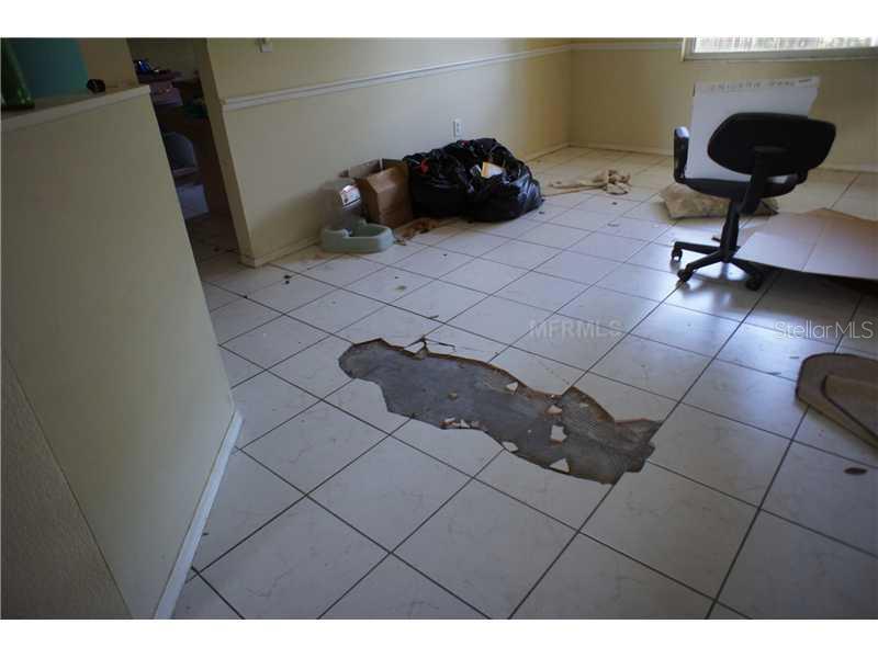 5000 Vinson Way, Sarasota, FL 34232 - photo 3