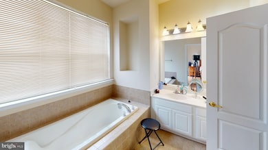 22711 Settlers Trail Terrace, Ashburn, VA 20148 - photo 6