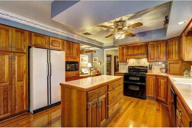 4530 Foothill Dr, Doylestown, PA 18902 - photo 2