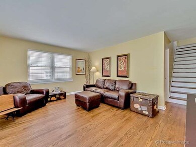 619 S Parkside Ave, Elmhurst, IL 60126 - photo 3