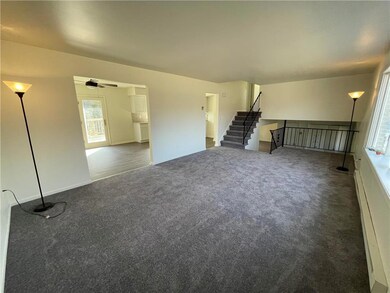 3048 Shady Nook Rd, Slatington, PA 18080 - photo 5