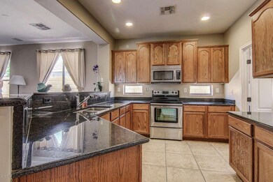 104 Kitchen_3