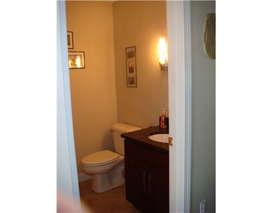660 Cottage St unit 1, Pawtucket, RI 02861 - photo 5