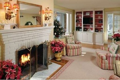 51 Thaxter St, Hingham, MA 02043 - photo 3