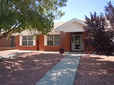 1523 Granada unit Gra, Alamogordo, NM 88310 - photo 3