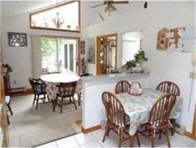 27 McDonald Rd, Wilmington, MA 01887 - photo 5