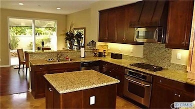 Gourmet Kitchen.