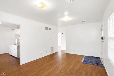 2908 14th St, Columbus, IN 47201 - photo 6