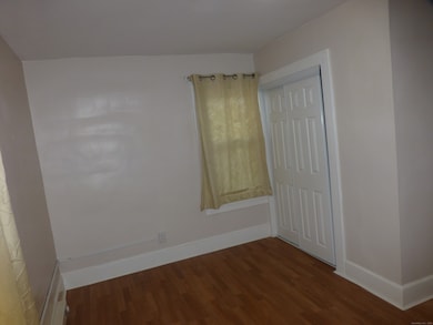 520 Ocean Ave unit 2, New London, CT 06320 - photo 2