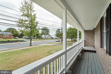 10105 Thrift Rd, Clinton, MD 20735 - photo 2