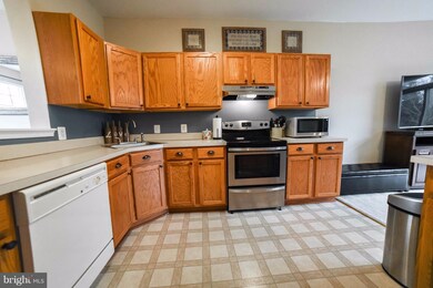 10357 Housely Place, White Plains, MD 20695 - photo 4