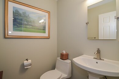 22 Bishops Forest Dr, Waltham, MA 02452 - photo 5