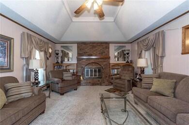 1210 N Jeter Rd, Raymore, MO 64083 - photo 6