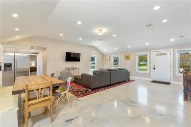 107 Border Ave, Wakefield, RI 02879 - photo 4