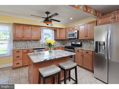 10 Gemini Ct, Sewell, NJ 08080 - photo 2