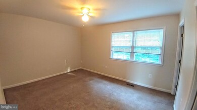 1447 Charlestown Dr, Edgewood, MD 21040 - photo 4