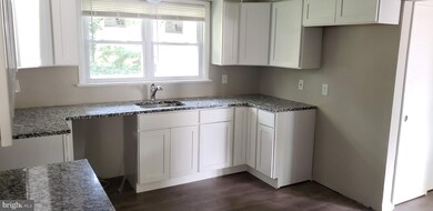 330 Thomson Ave, Paulsboro, NJ 08066 - photo 6